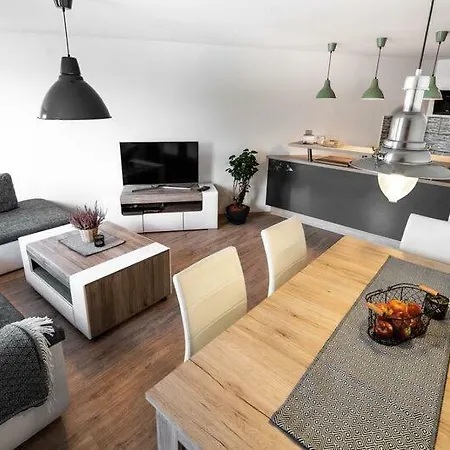 Old Town Luxury In Heart Of Bratislava