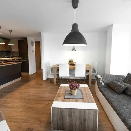 Apartamento Old Town Luxury In Heart Of