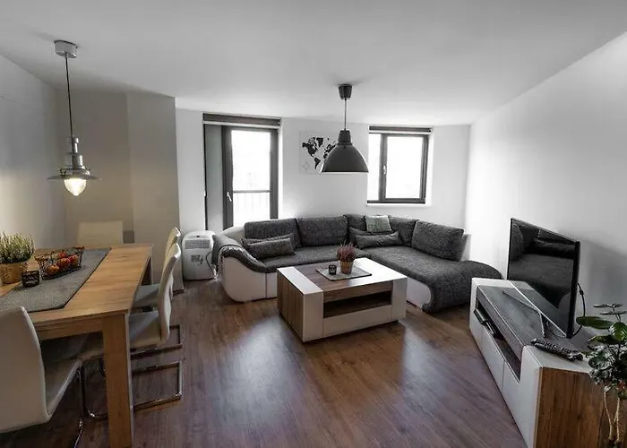 Апартаменты Old Town Luxury In Heart Of